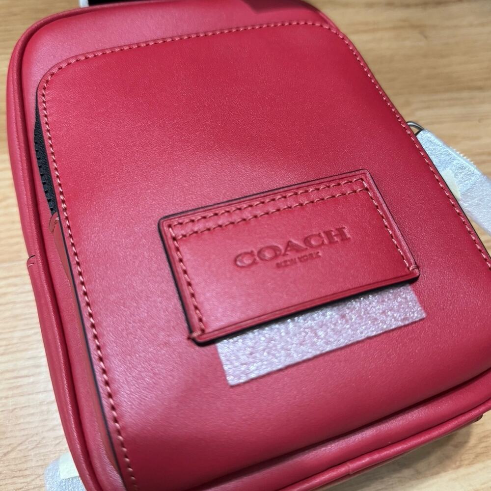 ❤️ Coach Racer Sling Pack - Picture 7 of 12